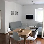Park Apartment Izola