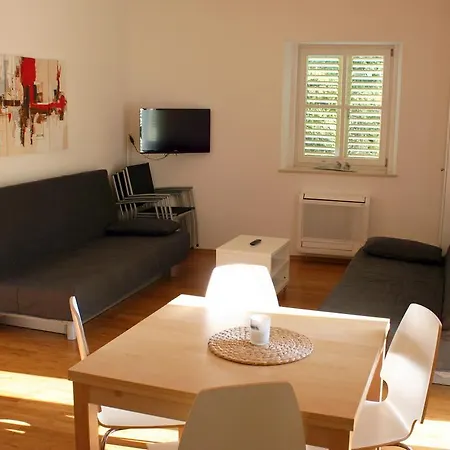 Apartment Park